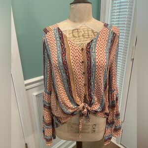 Women’s BOHO Long Sleeve Blouse Small